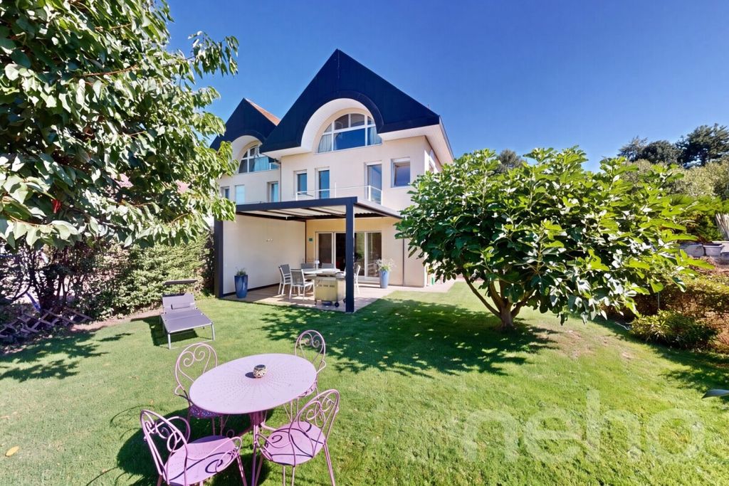 Property photo 3 of 13