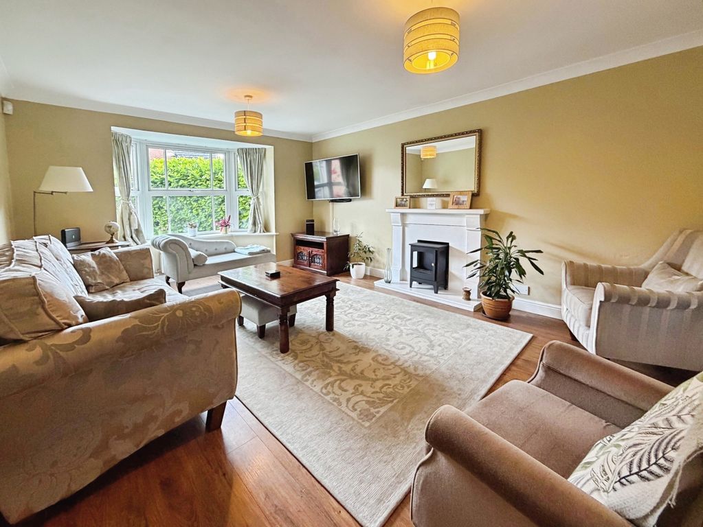 Property photo 3 of 15