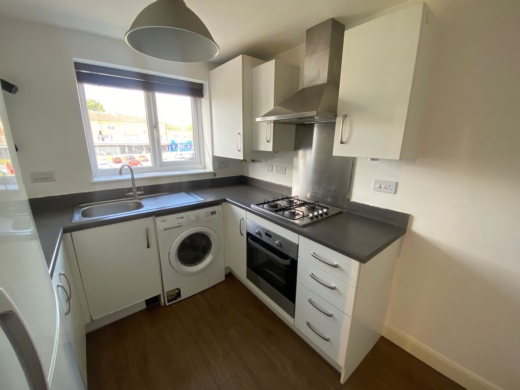 Property photo 2 of 9 Image