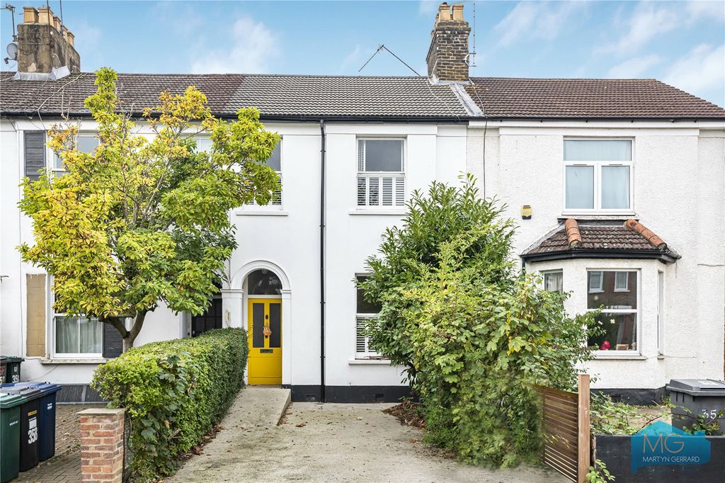 Property photo 1 of 33 Picture No. 17