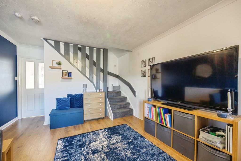 Property photo 3 of 15 Living Room