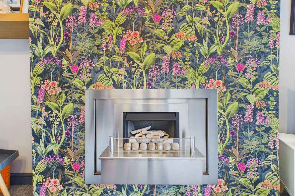 Property photo 3 of 21