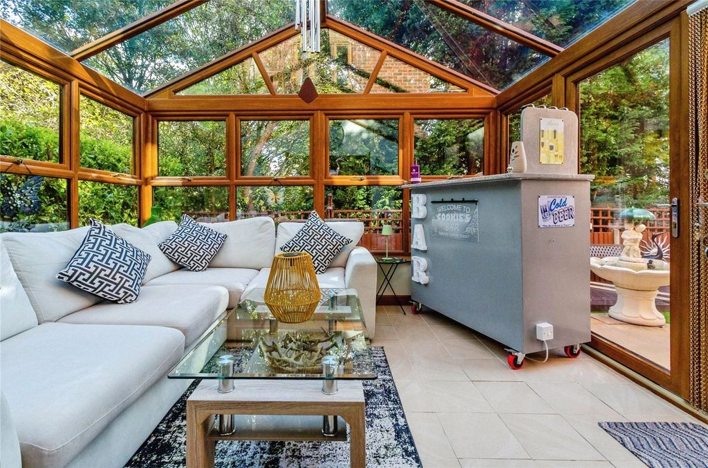 Property photo 3 of 28 Picture No. 53