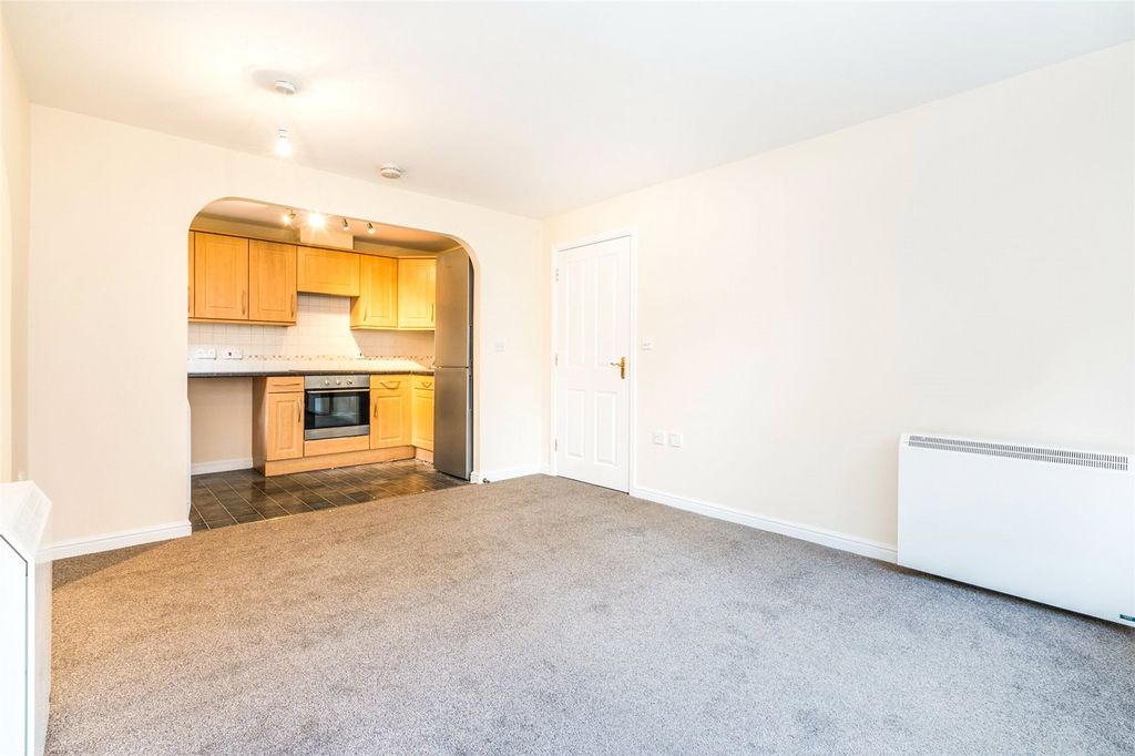 Property photo 2 of 10 Reception Room.Jpg