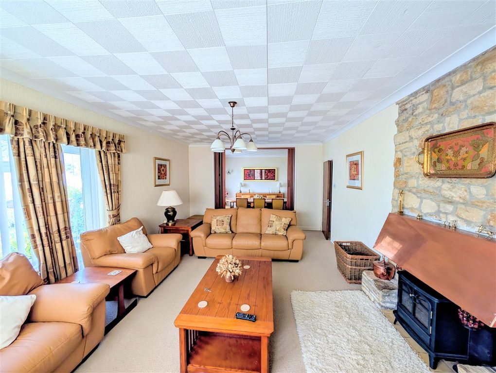 Property photo 2 of 29