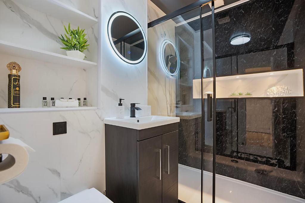 Property photo 3 of 24