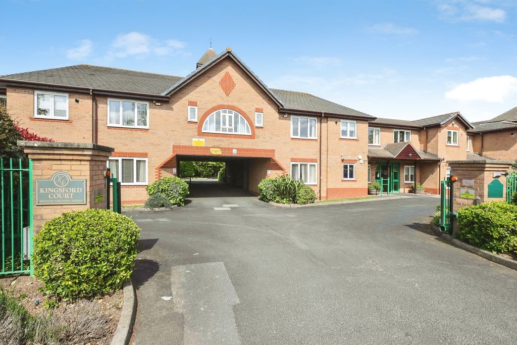 Property photo 1 of 12