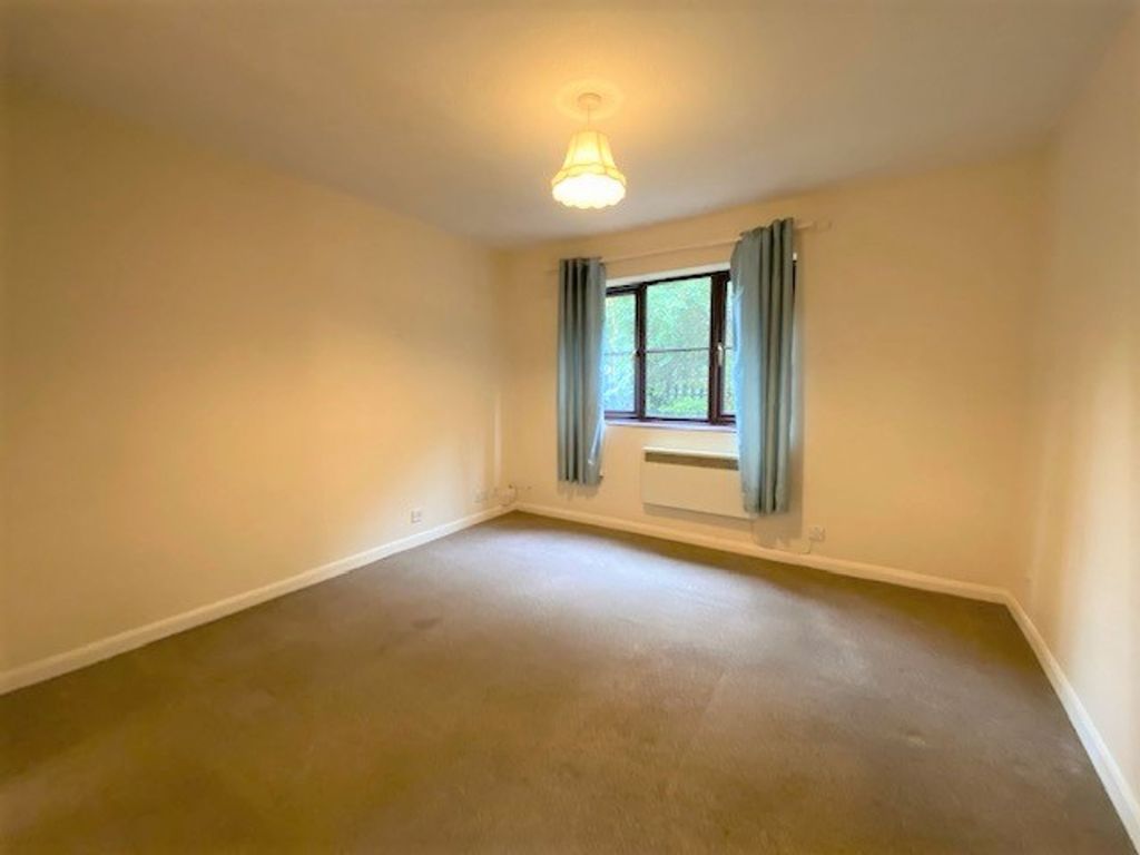 Property photo 3 of 5