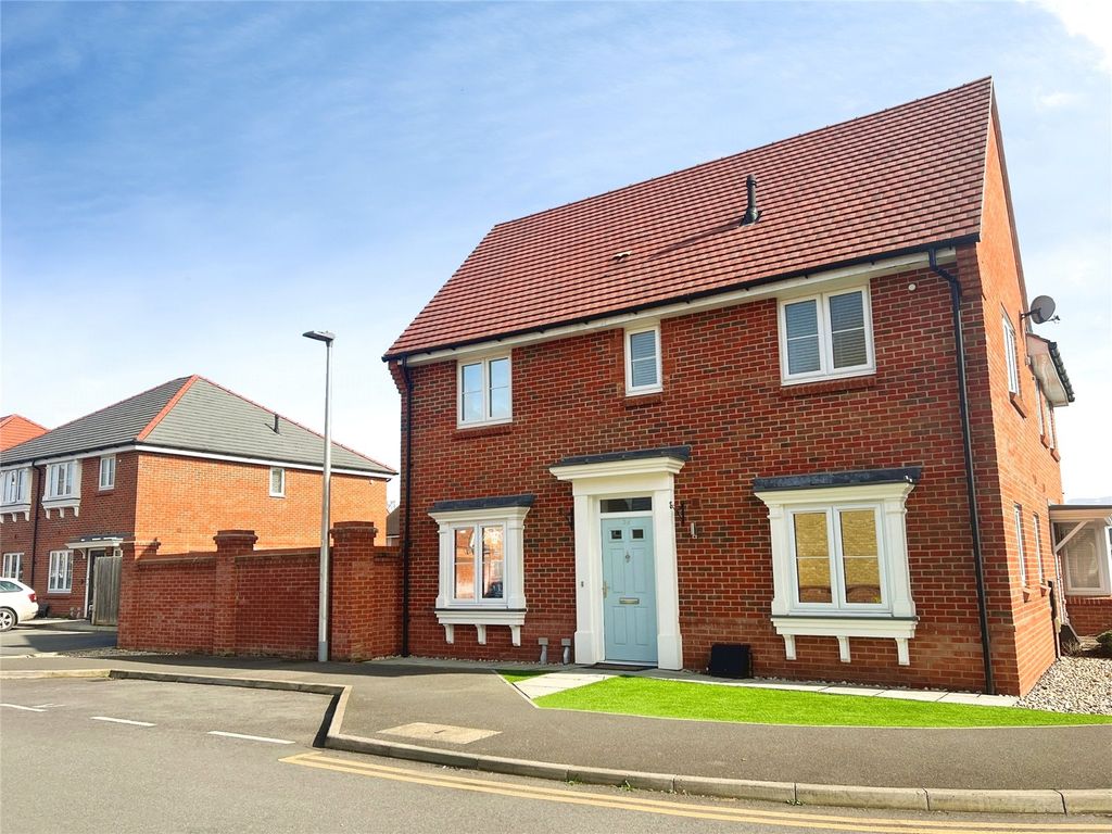 Property photo 1 of 19 Picture No. 12