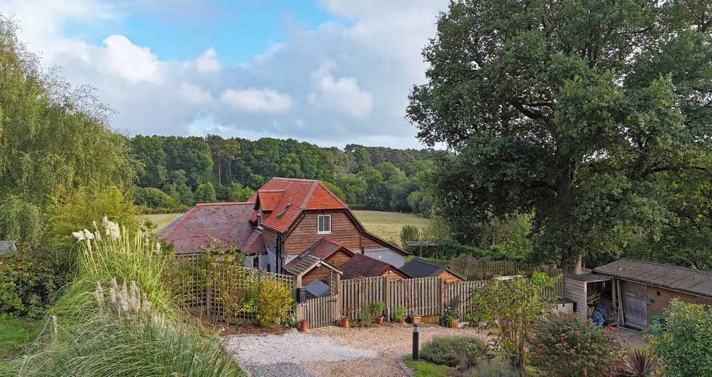 Property photo 1 of 25