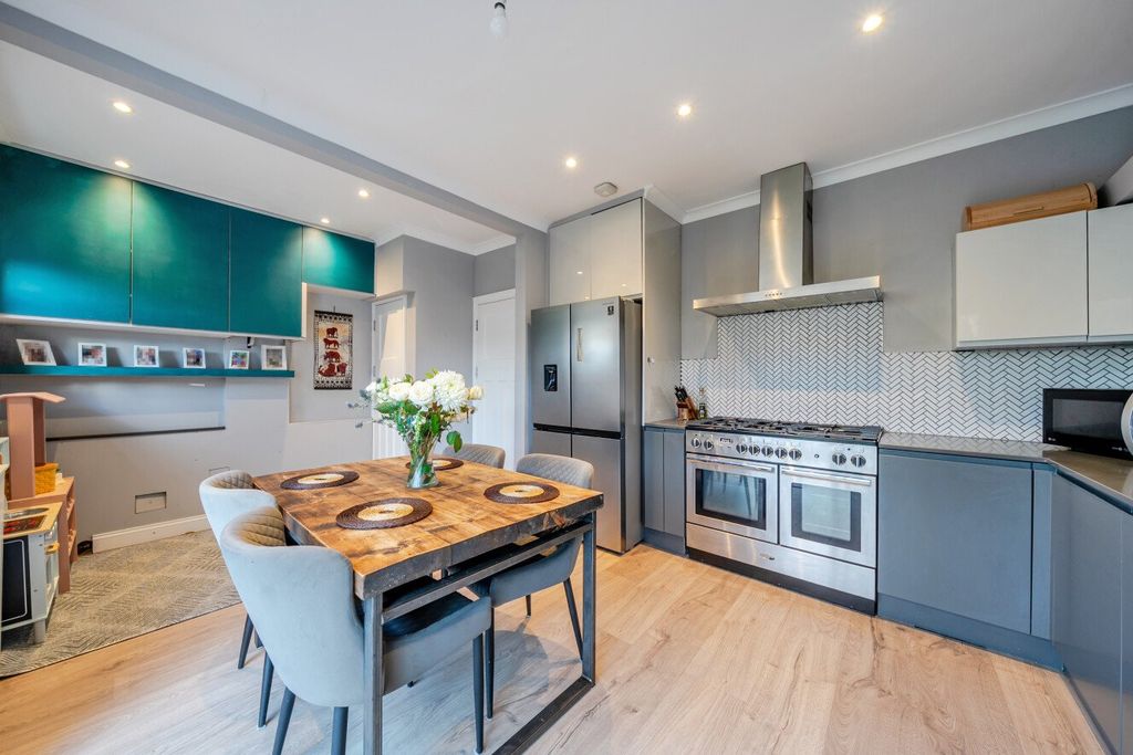 Property photo 2 of 21 Picture No. 08