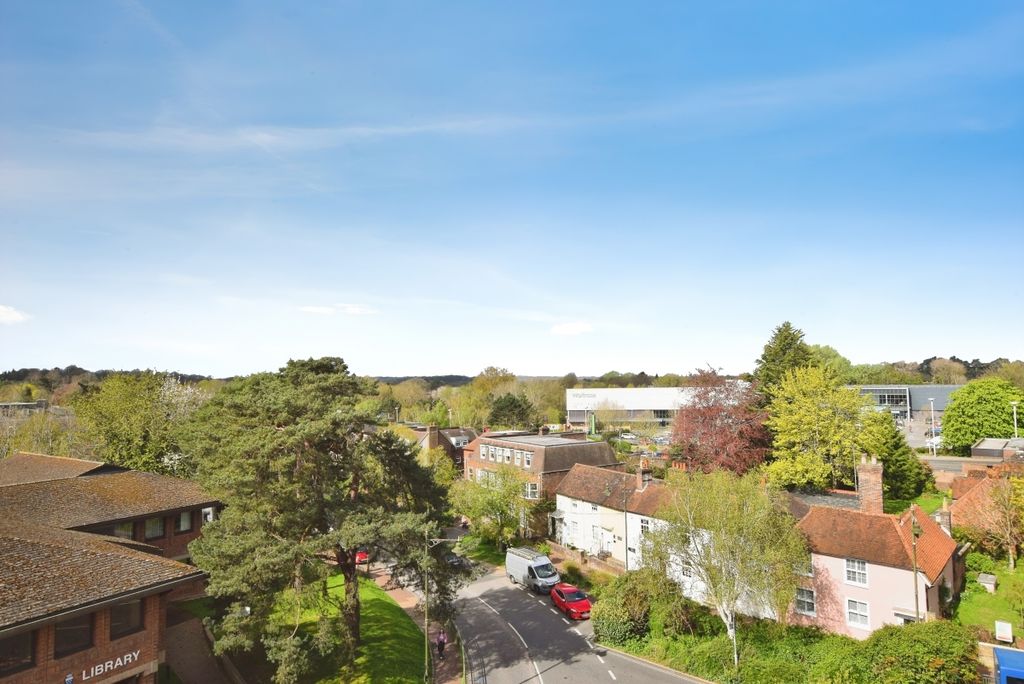 Additional image 6 of 2 bed flat to rentLower Tanbridge Way, Horsham RH12