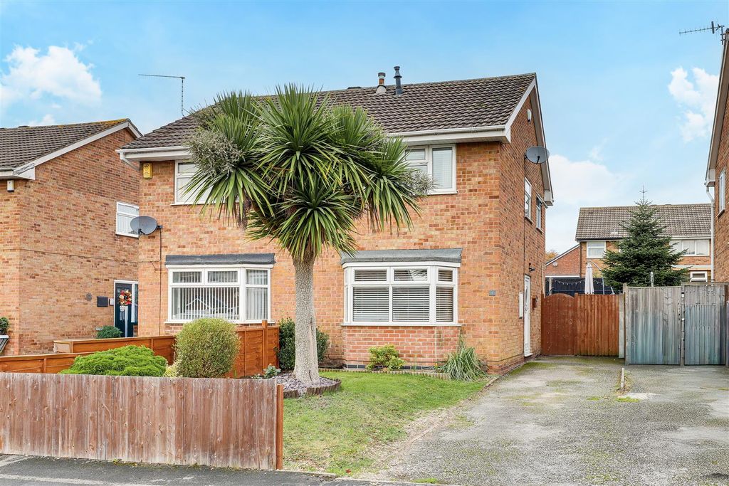 Property photo 1 of 15 589.Jpg