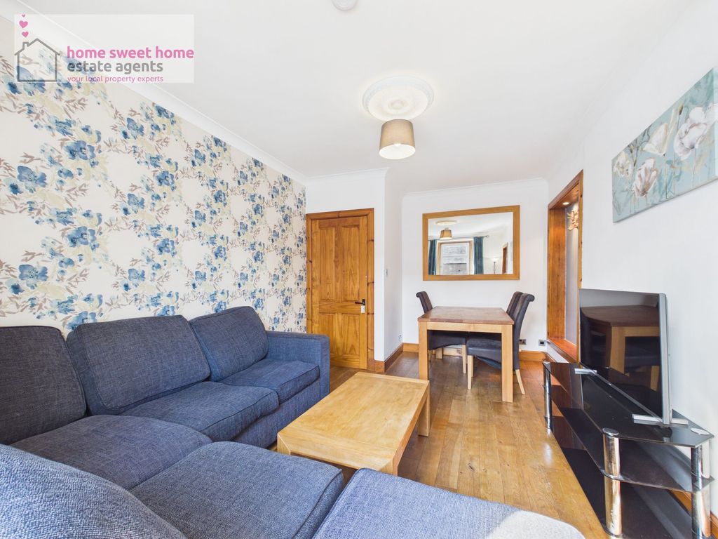 Property photo 2 of 28