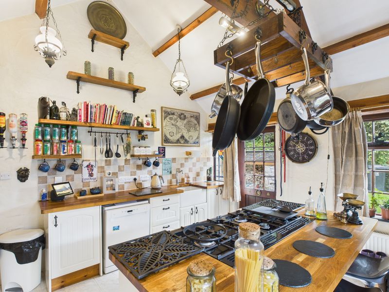 Property photo 2 of 17 Kitchen