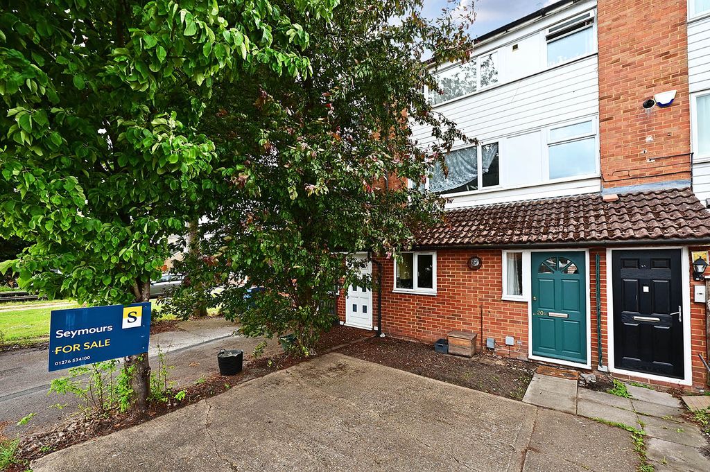 Property photo 1 of 7 20A Kingsway (3)