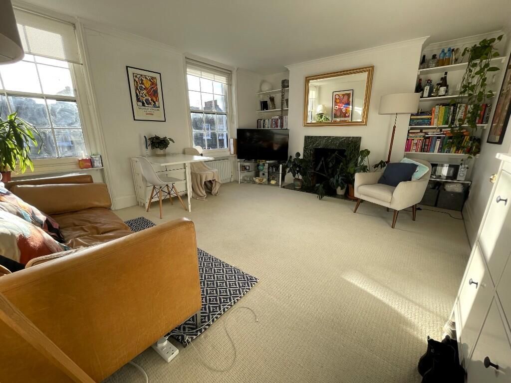 Property photo 3 of 11
