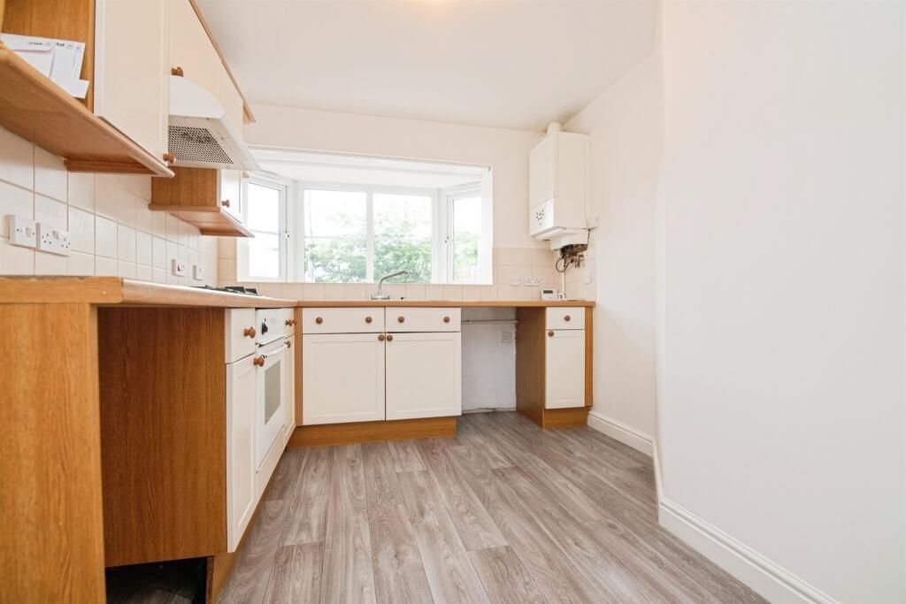 Property photo 3 of 14 Image