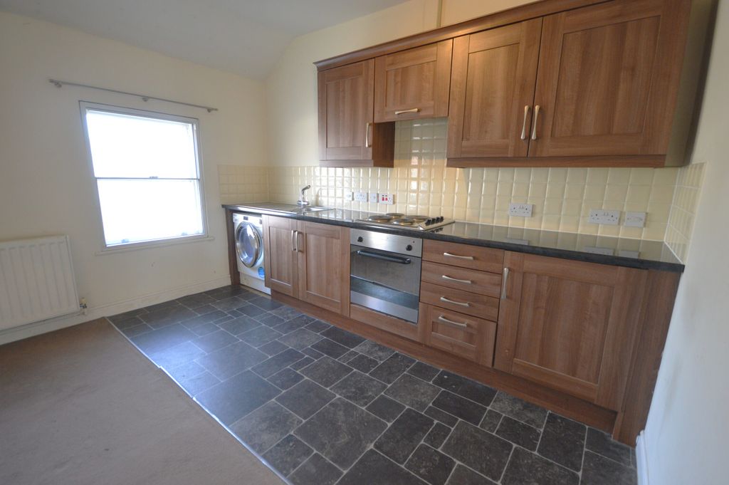 Property photo 3 of 6 Kitchen Flat 3