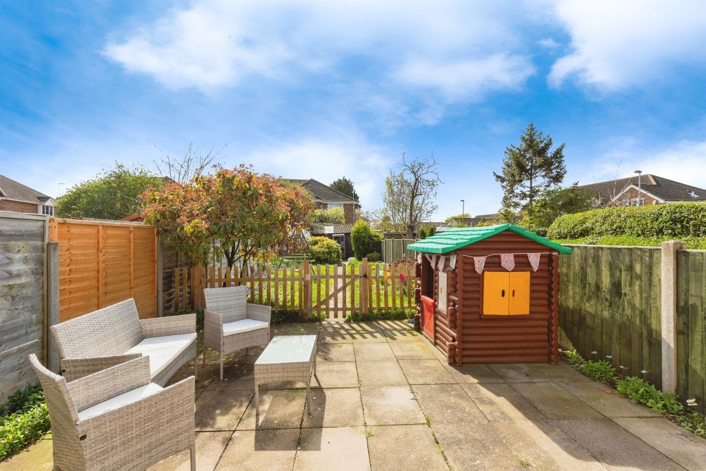 Property photo 1 of 17