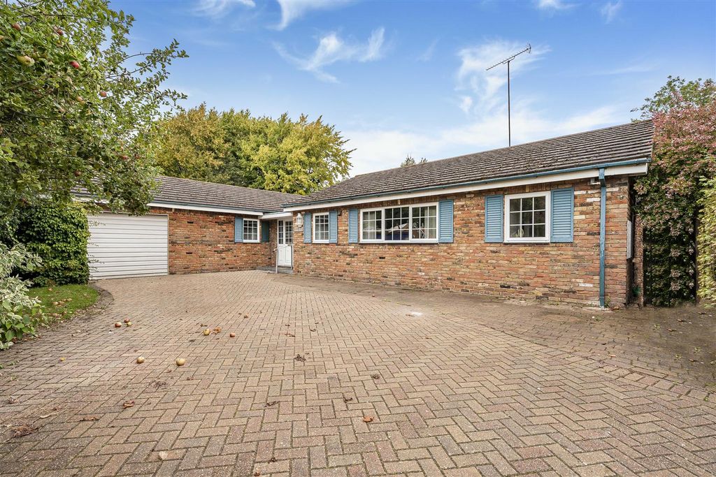 Property photo 1 of 26 13_63357.Jpg