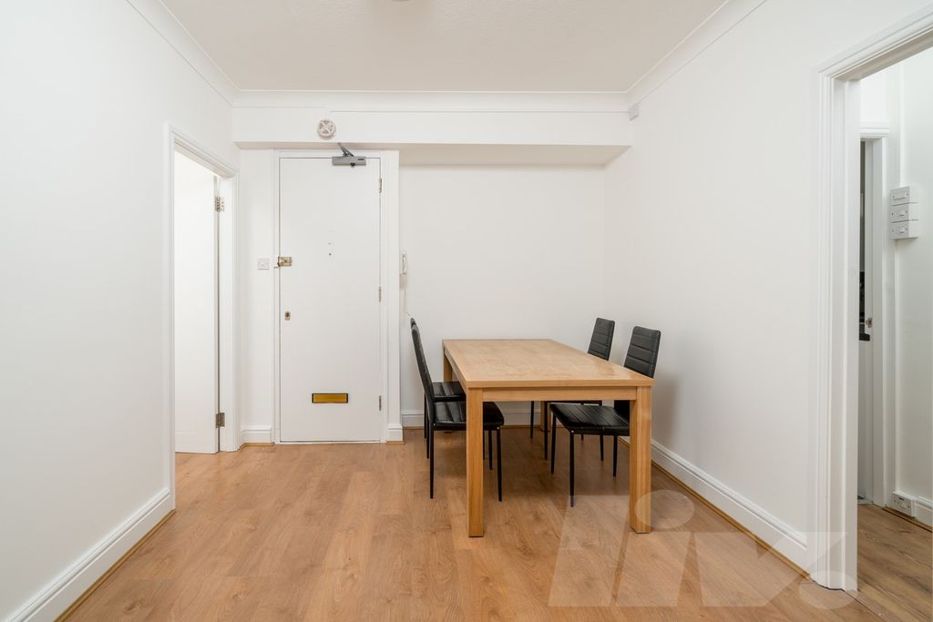 Property photo 3 of 7 Photo 2