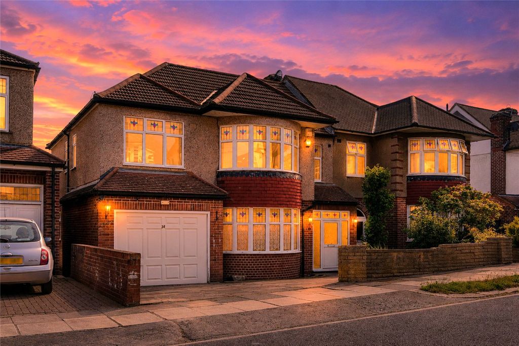Property photo 1 of 42 Picture No. 57