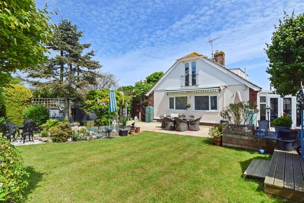 Property photo 1 of 35