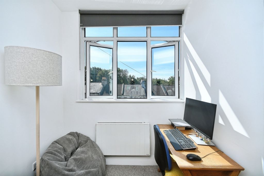 Property photo 3 of 23