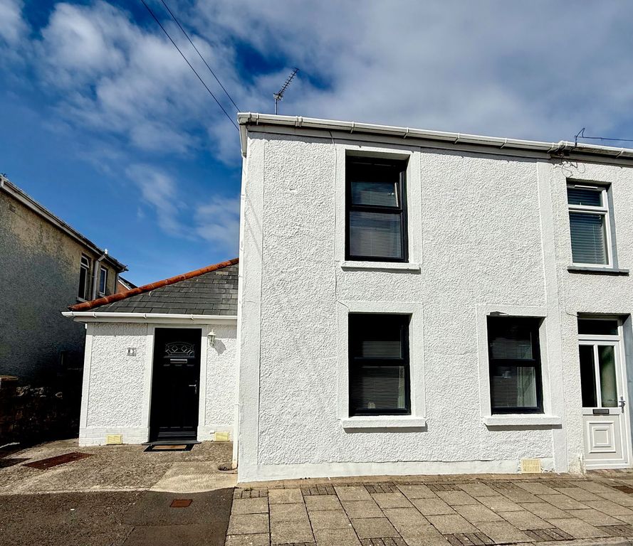 Property photo 1 of 23