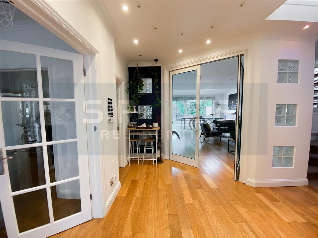 Property photo 3 of 42 Untitled (5).Png