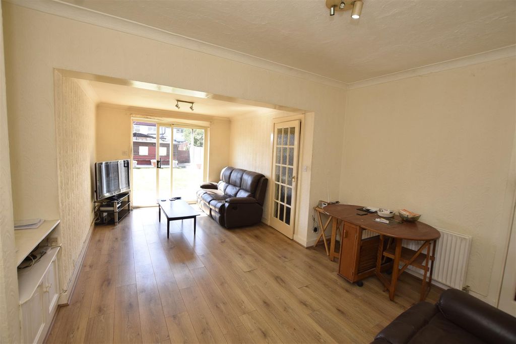 Property photo 3 of 14 Recep 2.Jpg