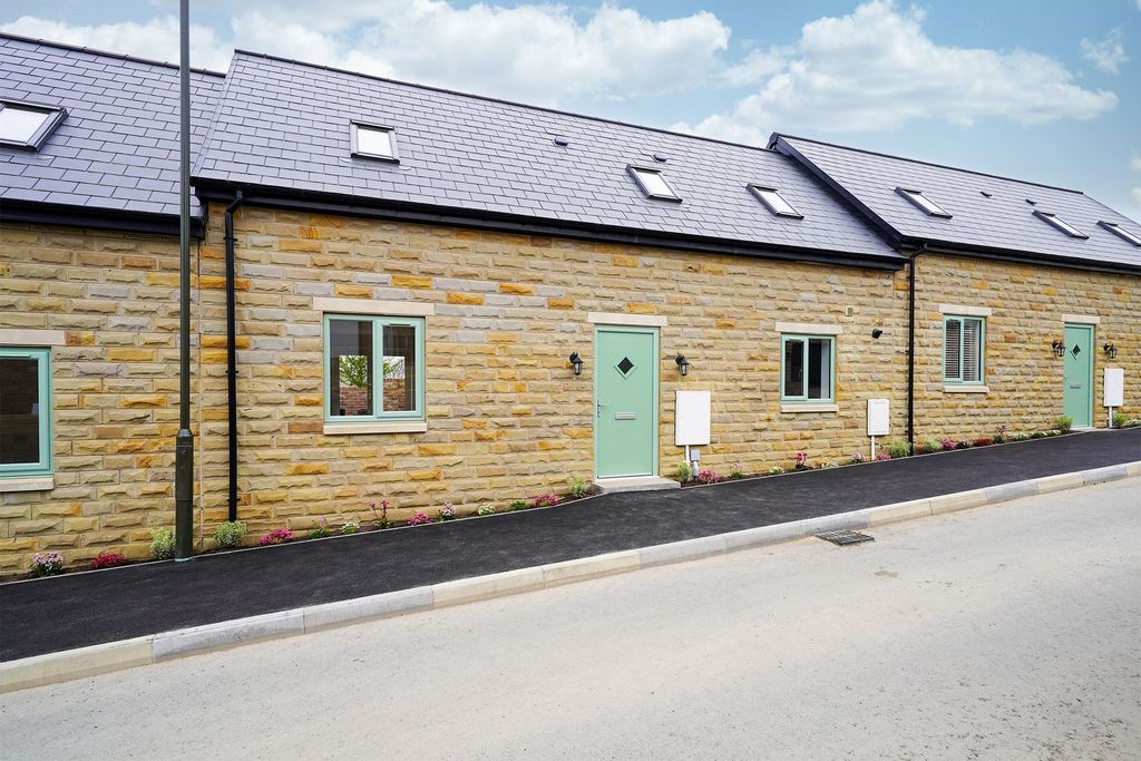 Property photo 1 of 11 External