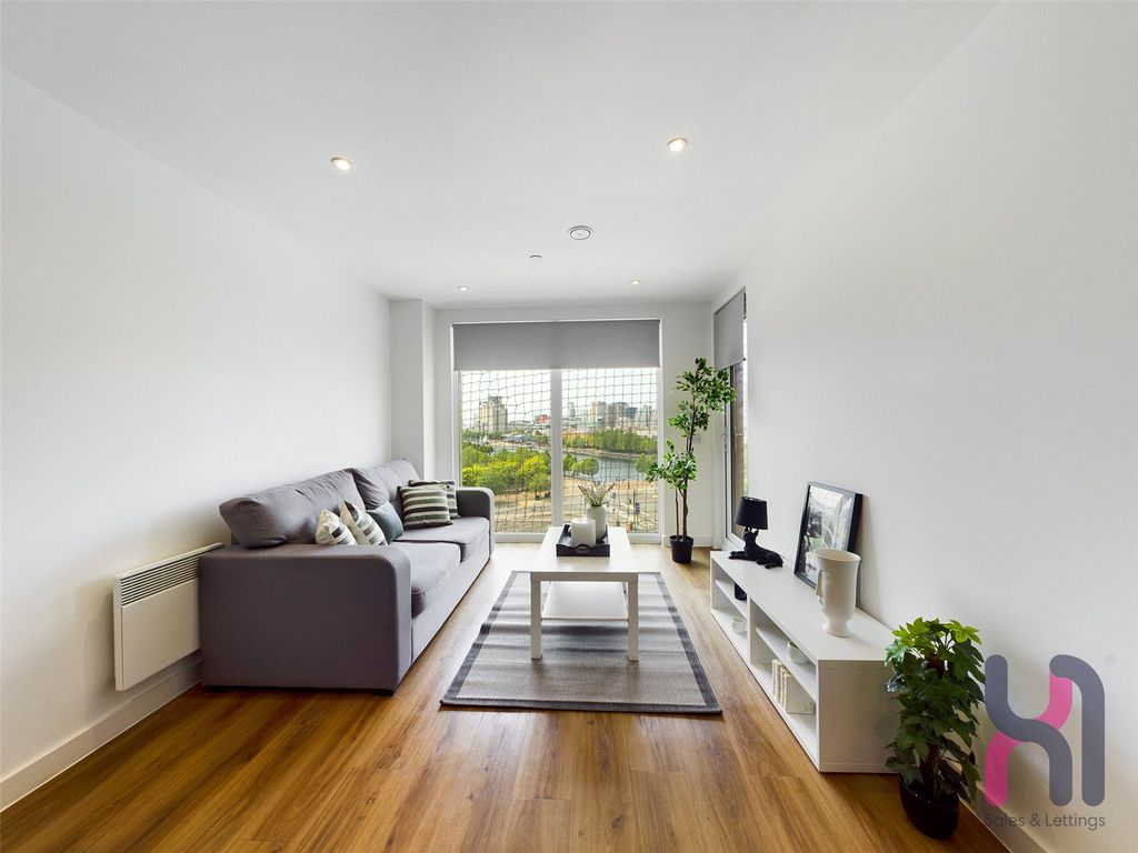 Property photo 1 of 10 Picture No. 02