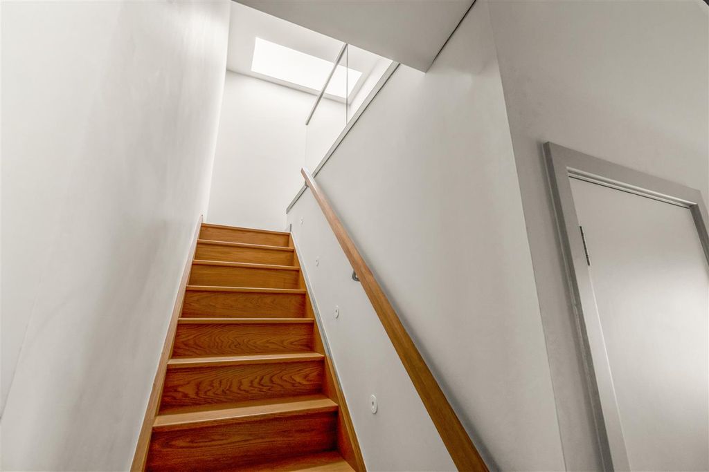 Additional image 24 of 3 bed flat to rentPalmeira Avenue, Hove BN3