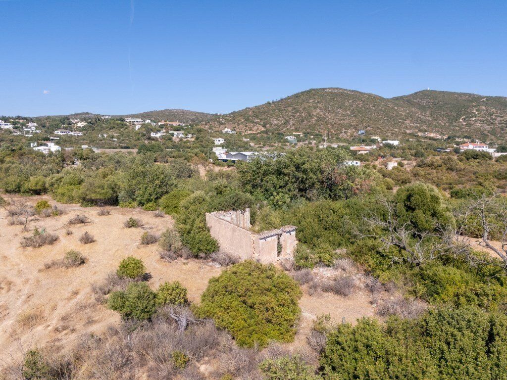 Property photo 1 of 18 A Rare Opportunity Near Santa Bárbara De Nexe, Building Plot With Submitted Pip