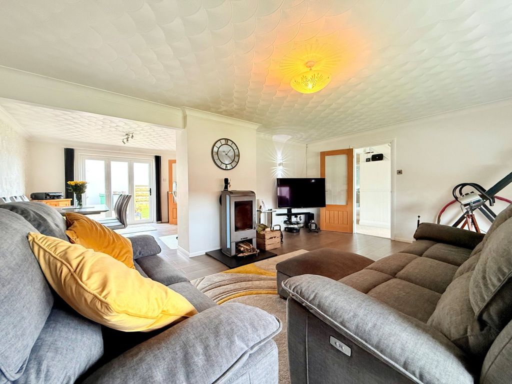 3 bed detached house for saleHelland Gardens, Penryn TR10