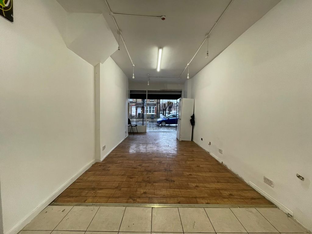 Property photo 1 of 15 Photo 14