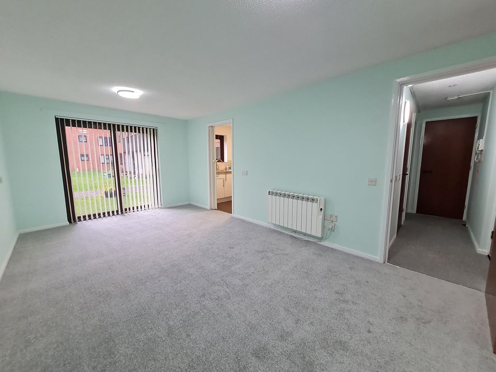 Property photo 3 of 9