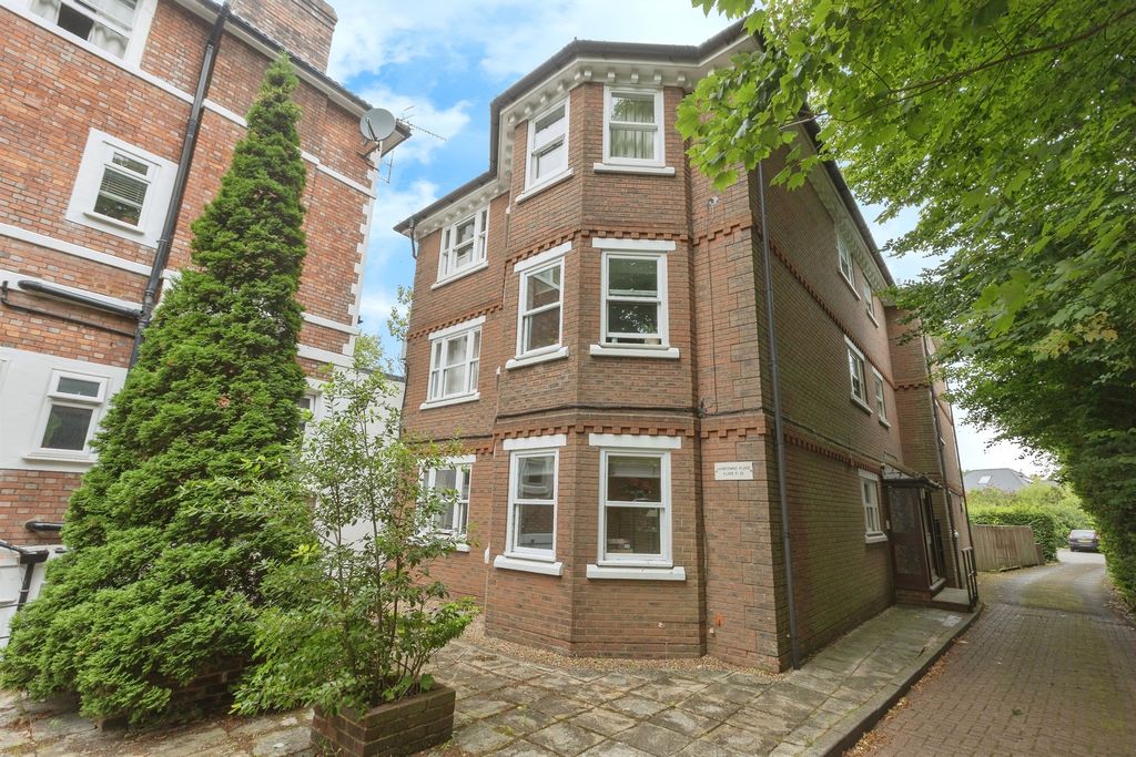 Property photo 1 of 15