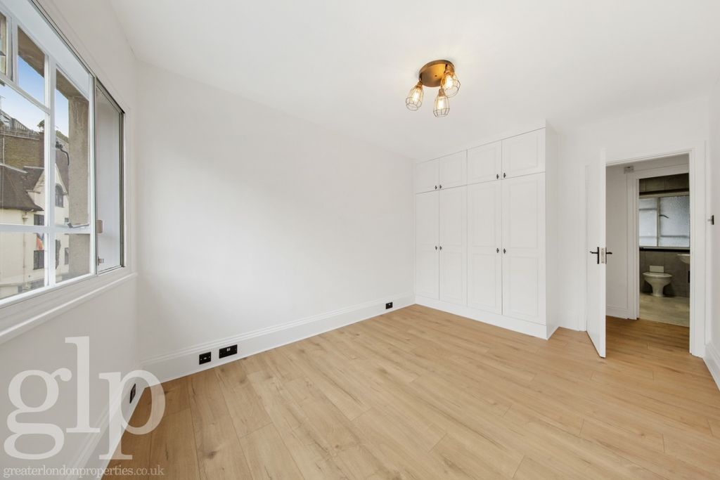 Property photo 1 of 13 987390