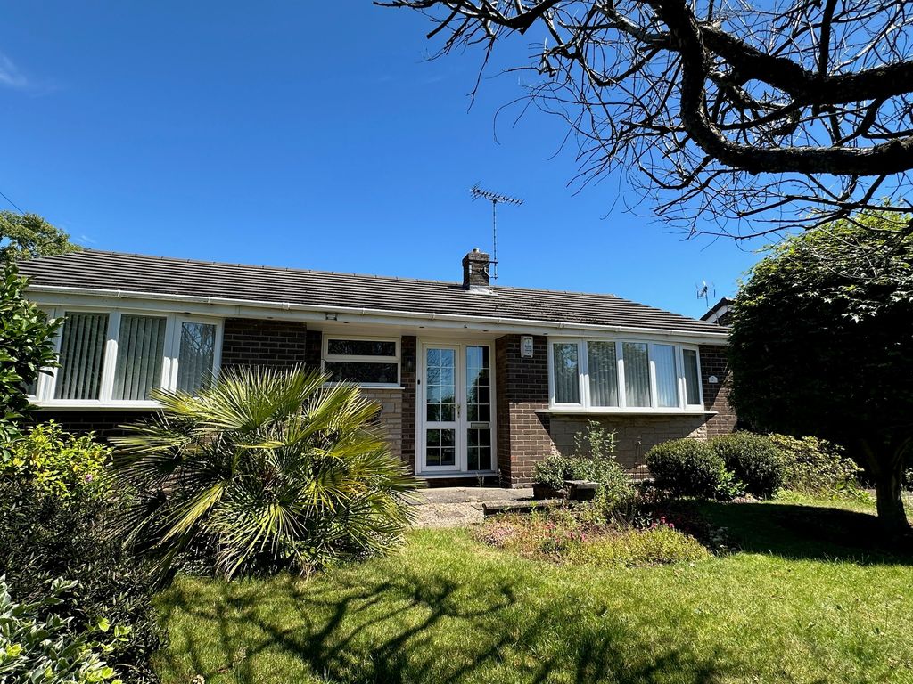 Property photo 1 of 27