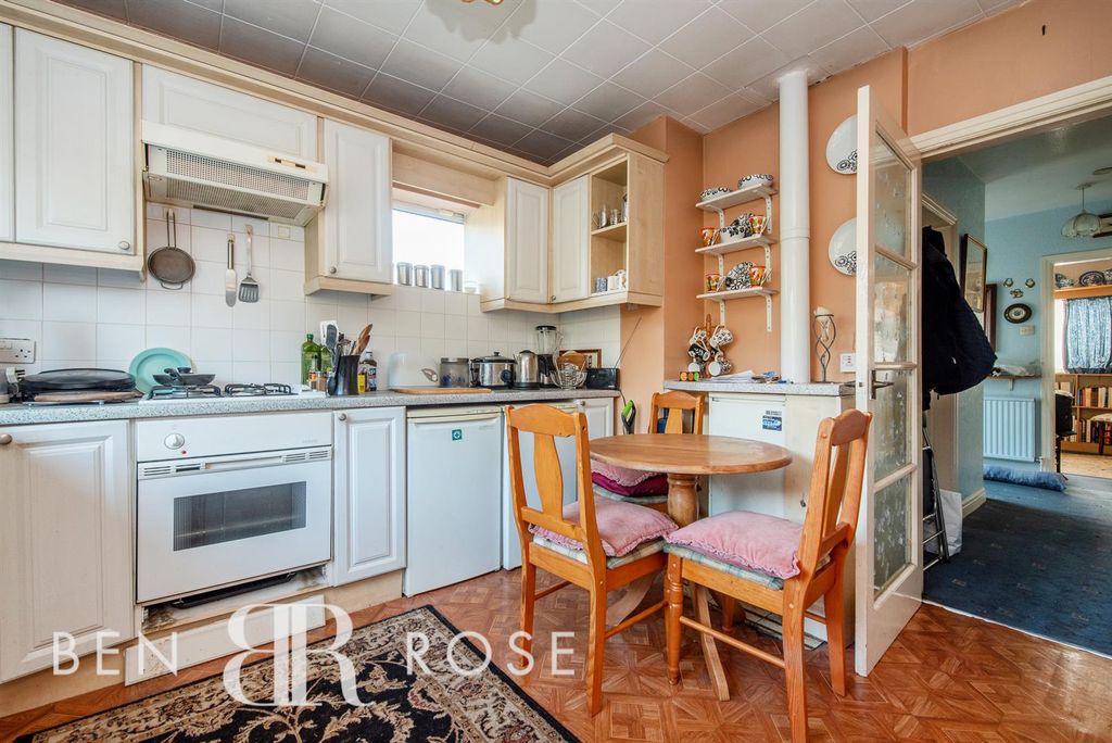Property photo 3 of 13 Kitchen/Diner