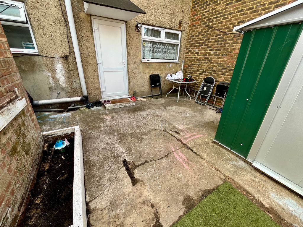 Property photo 3 of 9 Img_0176