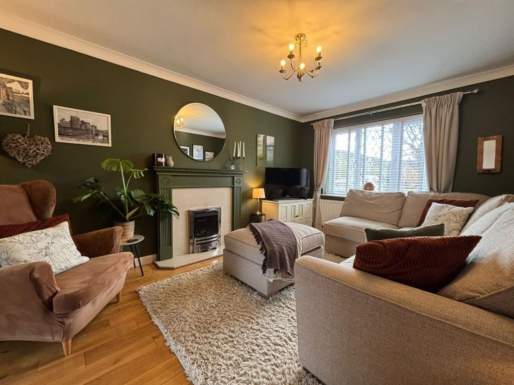 Property photo 2 of 24 111.Jpg