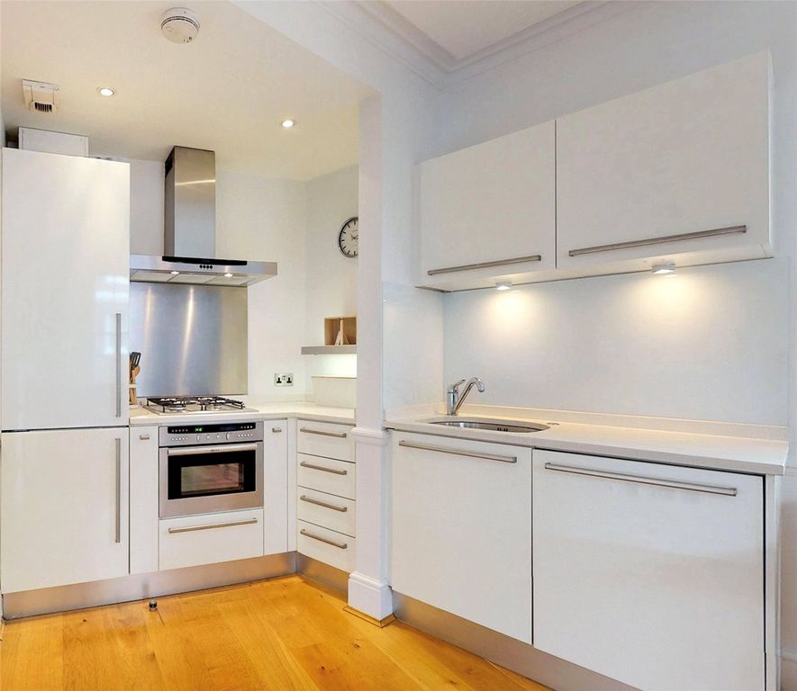 Property photo 2 of 9 Picture No. 40