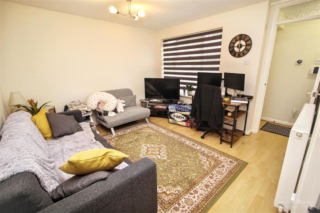 Property photo 2 of 12 Living Room