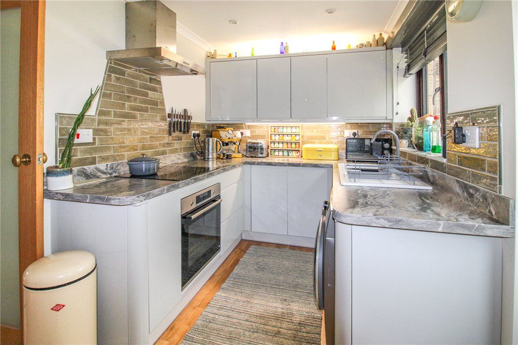 Property photo 3 of 13 Kitchen