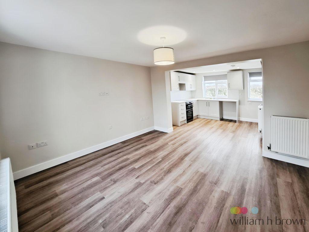 Property photo 3 of 16 Image