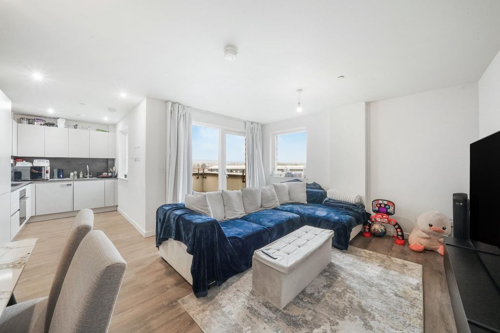 Property photo 2 of 9 Flat 32, Archer Apartments - Ldgbjo0Nrcgcu8Ijnswk.